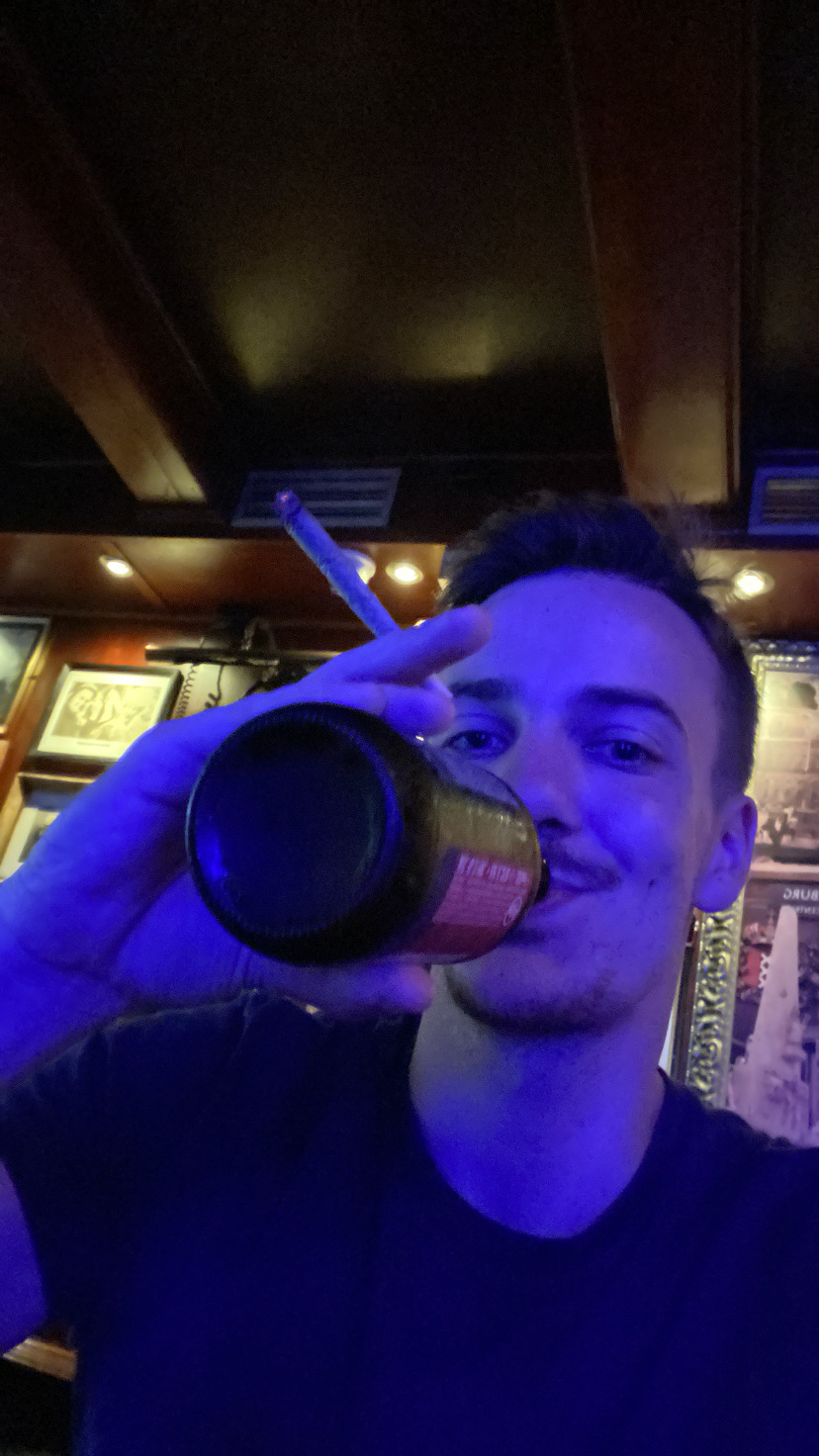 BAFD6E5C-4E24-4238-A89E-DE4DEF56BF61